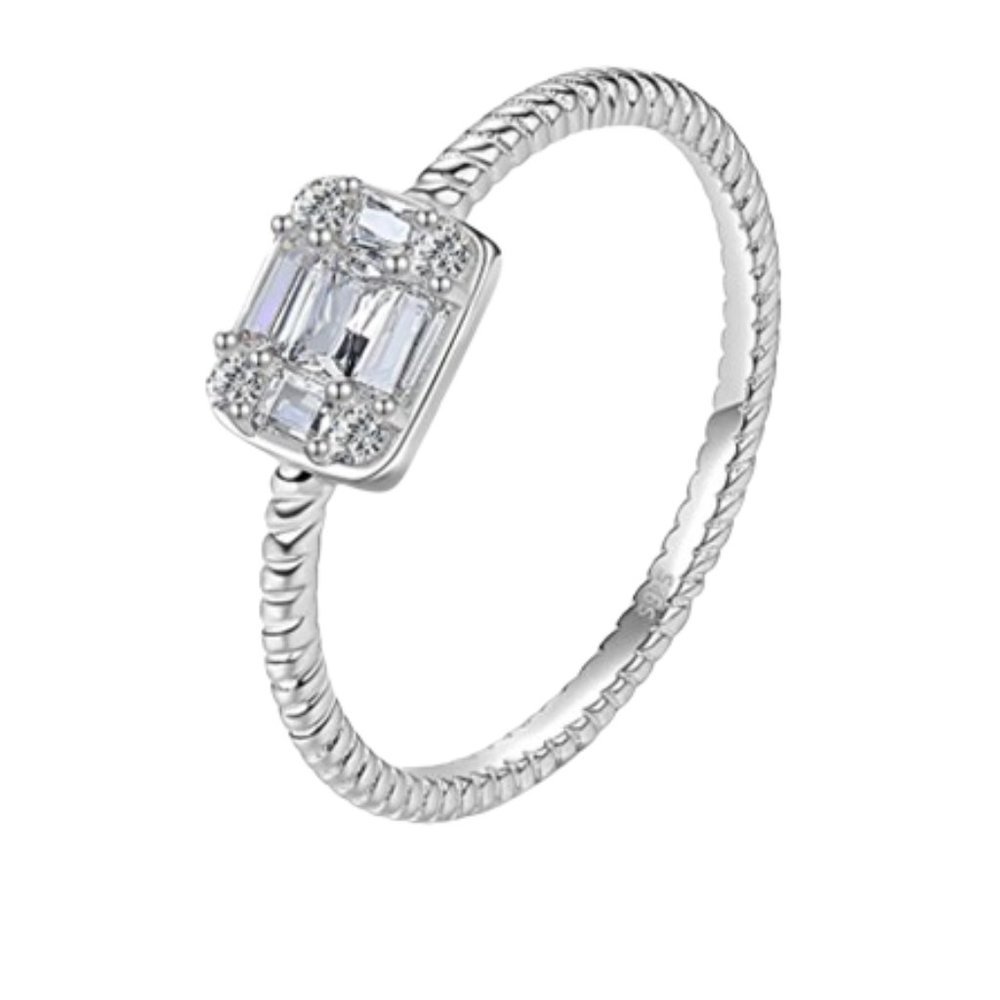 Brand New Exquisite Platinum Over Sterling Silver Vintage Style Ring